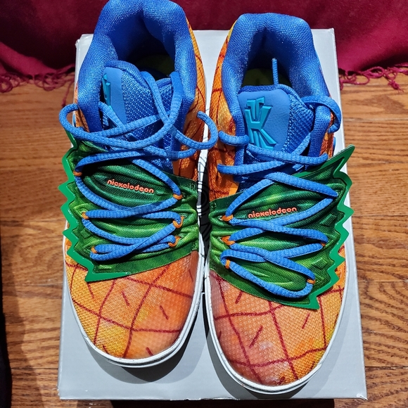 Shoes - Picture 12 of 13